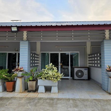 สวนเมืองจันท์ รีสอร์ท Csanthaburi Kültér fotó